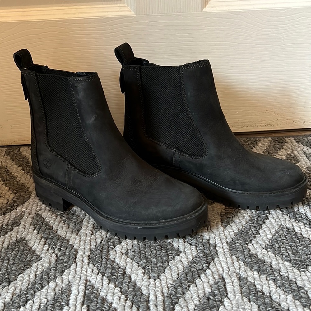 Timberland Women’s Boot like New size 7